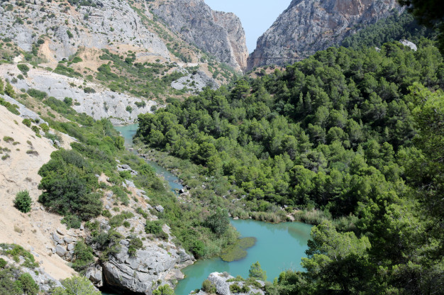 Origen del Caminito del Rey 2 Rio Guadalhorce atravesando el Caminito del Rey