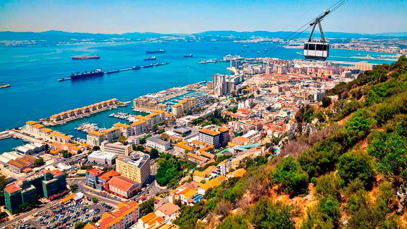 Blick auf das Zentrum von Gibraltar vom Felsen von Gibraltar aus