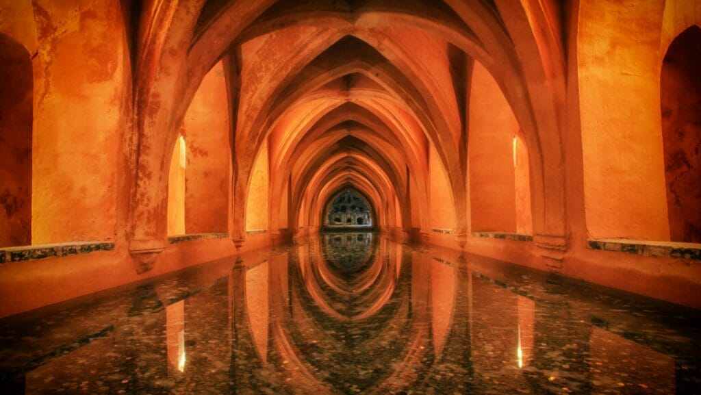 Der Real Alcázar von Sevilla: Was man in Sevilla sehen sollte 7 Bäder von Maria Padilla