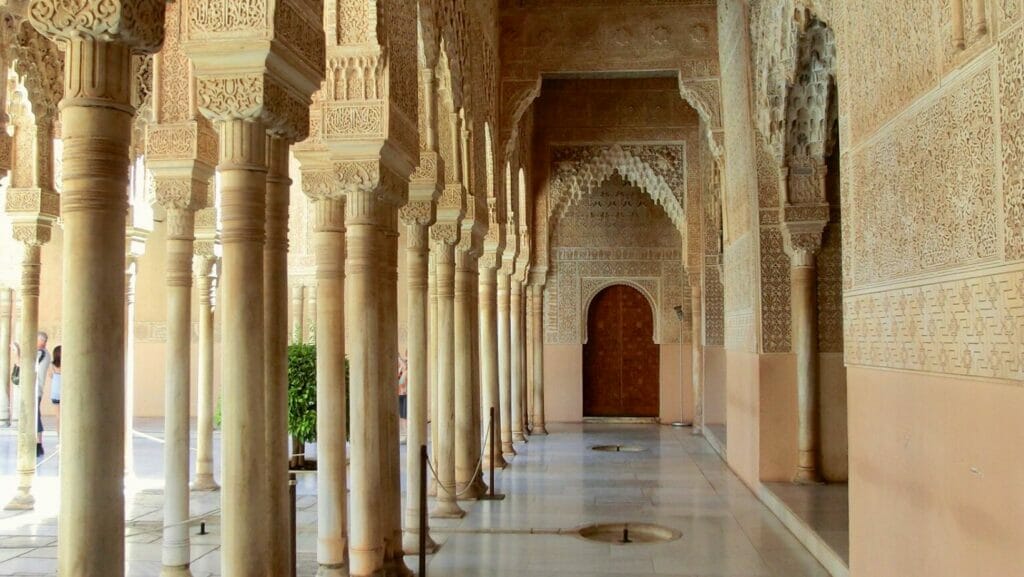 curiosities of the alhambra granada 3