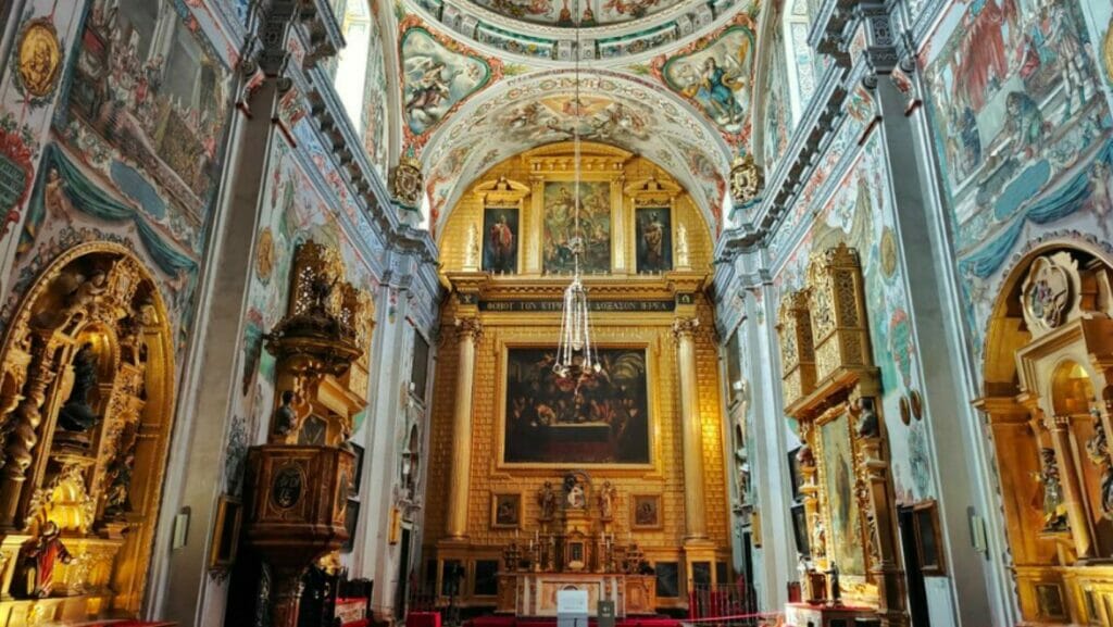 10 imprescindibles del Barrio de Santa Cruz de Sevilla 5 Iglesia Hospital Venerables 2