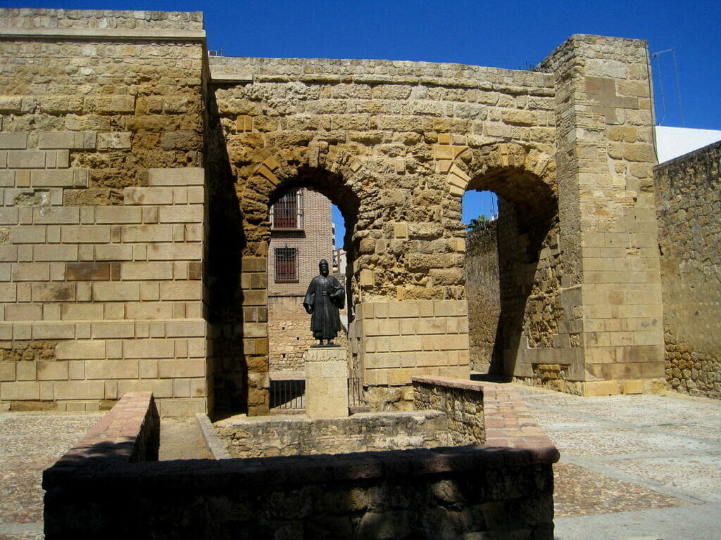 puerta de sevilla cordoba