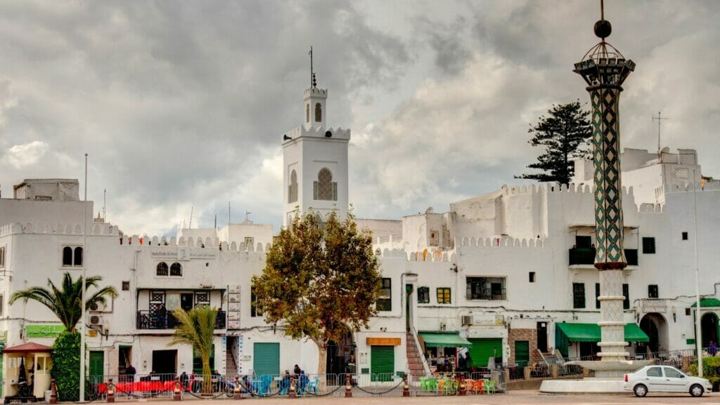 The Medina of Tetouan is surrounded by a wall with several access gates, important entry and exit points to and from the old city.