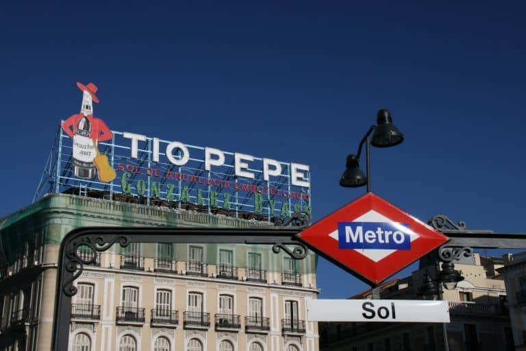 Old tio pepe light in Puerta del Sol 768x512 1