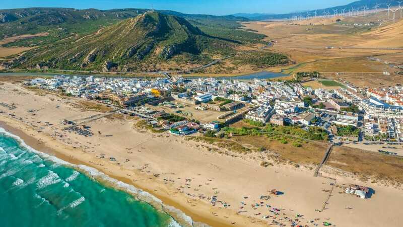 Que visiter et que faire à Zahara de los Atunes 10 Visitanddo.com vous montre ce qu'il faut visiter et ce qu'il faut faire à Zahara de los Atunes, une ville côtière pittoresque qui offre aux visiteurs une expérience unique.