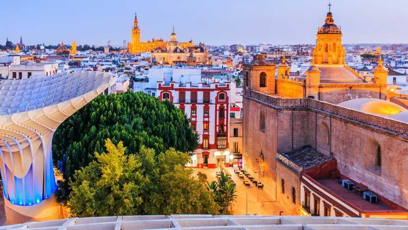 10 sehenswerte Städte in Andalusien 1 Sehenswerte Städte in Andalusien: Sevilla, die Seele Andalusiens