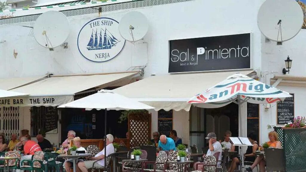 Where to eat in Nerja salt and pepper