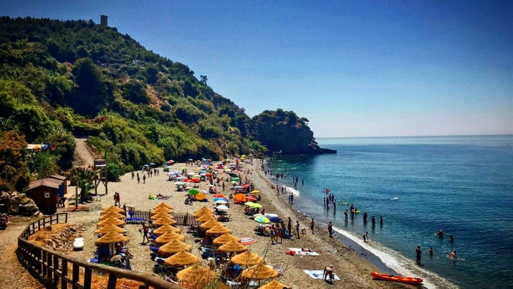 playas de frigiliana maro