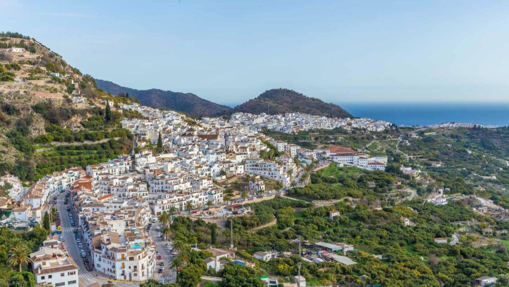 the best beaches near Frigiliana