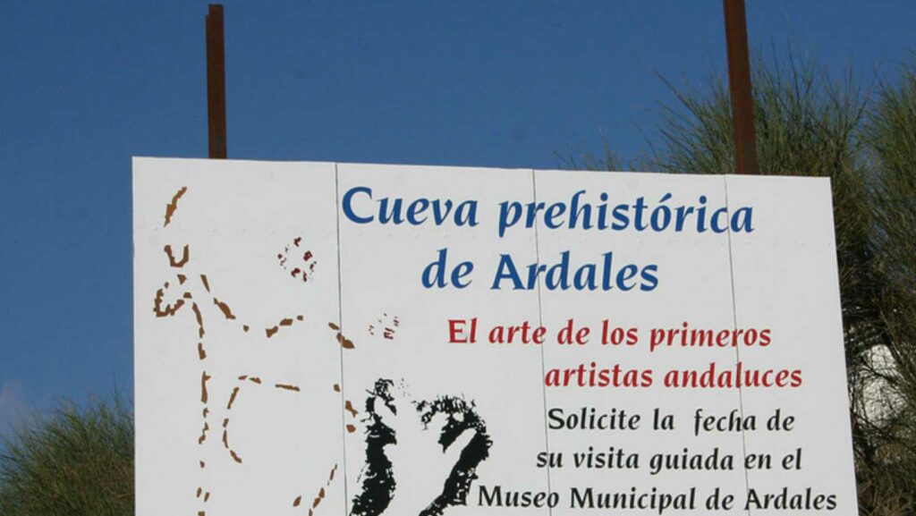 que ver en ardales cueva prehistorica de ardales