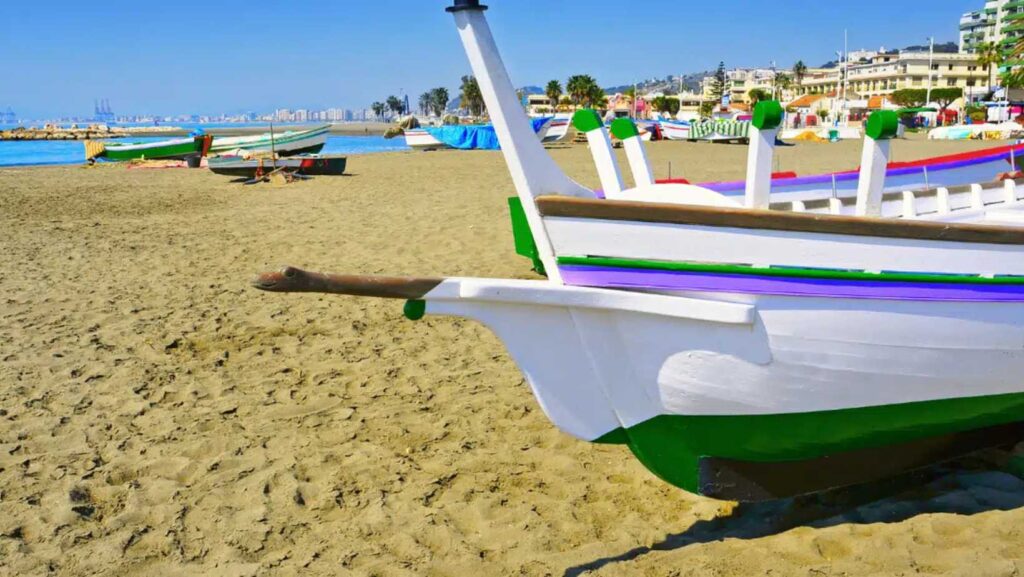 Playa de Pedregalejo: Encanto y Tranquilidad 2 Pedregalejo 2