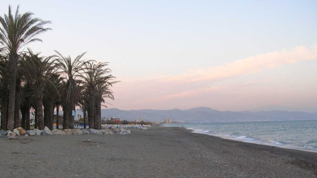 Les plages de Torremolinos : soleil, mer et expériences inoubliables 3 Plages de Torremolinos 3