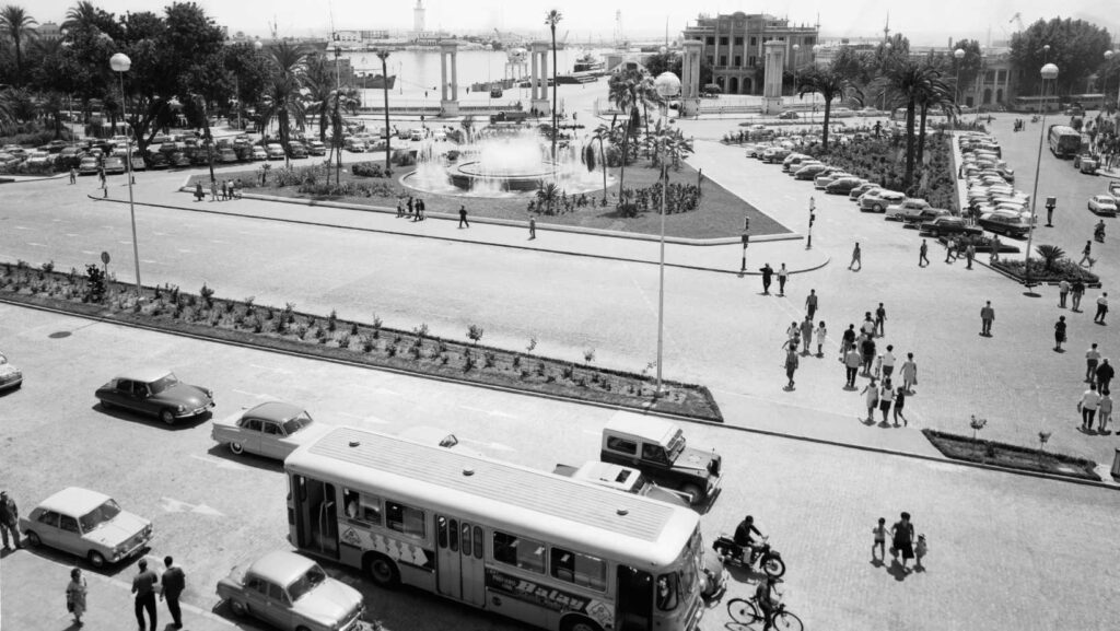 Plaza de la Marina: descubre la puerta al Mediterráneo en Málaga 3 Plaza Marina 2