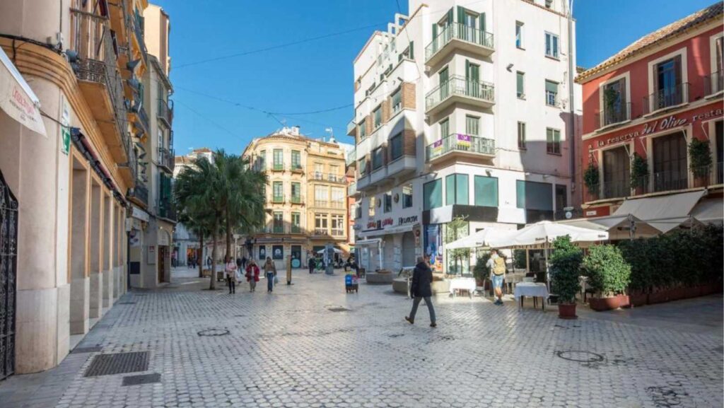 Plaza del Carbón: encuentros en el casco antiguo 4 Plaza carbon 2
