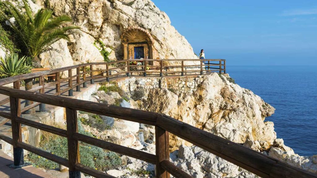 Rincón de la Victoria: Un Oasis en la Costa del Sol 6 Rincon de la Victoria