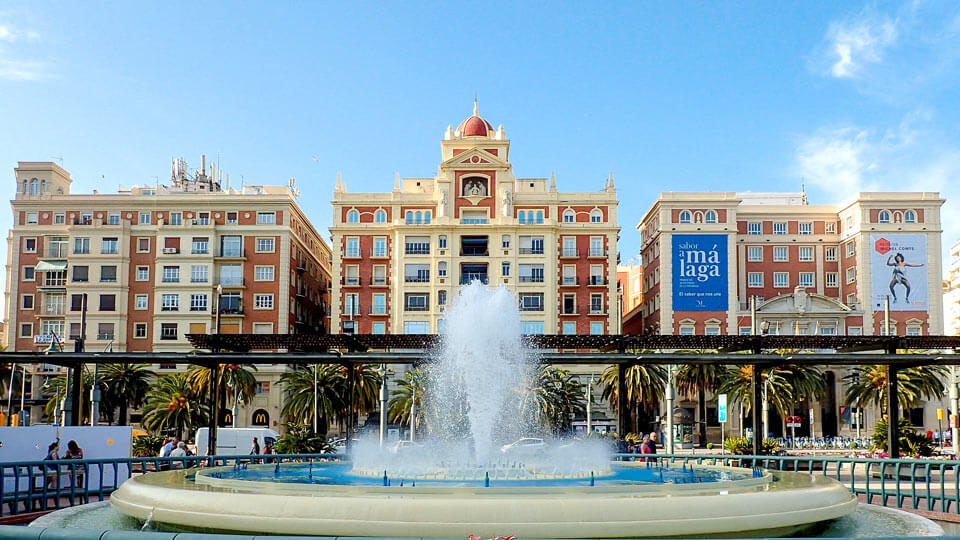 Plaza de la Marina: descubre la puerta al Mediterráneo en Málaga 1 plaza de la marina 1