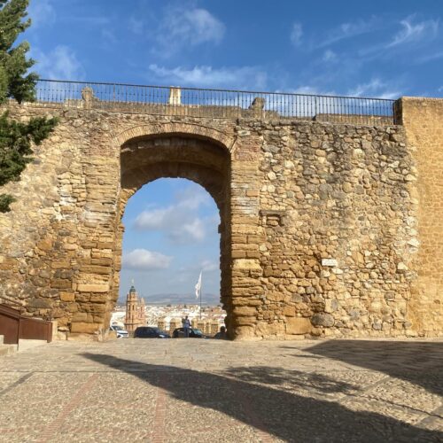 l'arc des géants d'Antequera